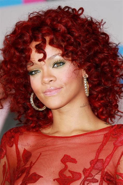 Get hair inspirations from this barbadian singer and actress to find a hairstyle that will look just as good on you. Rihanna's Most Iconic Hair Looks | Rihanna hairstyles ...