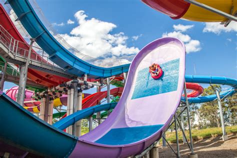 Chinas First Wet N Wild Water Park With 360 Degree Slide Opens In