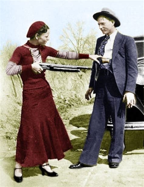 bonnies famous dress in color bonnie and clyde death bonnie and clyde photos bonnie clyde