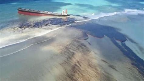 A Venezuelan Vessel Carrying 13 Million Barrels Of Oil Is Tilting — And It Could Lead To A