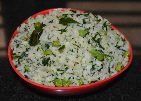 Fenugreek Leaf Rice With Fresh Peas Methi Rice Delishably