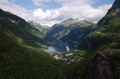 The Geiranger fjord Norway - PentaxForums.com