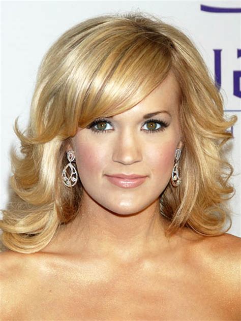 To do this, dampen your hair with some water and apply some curl defining cream in it, then proceed to brush and watch how curly your short hair can be. 10 methods to make your hairs naturally curly - HairStyles ...