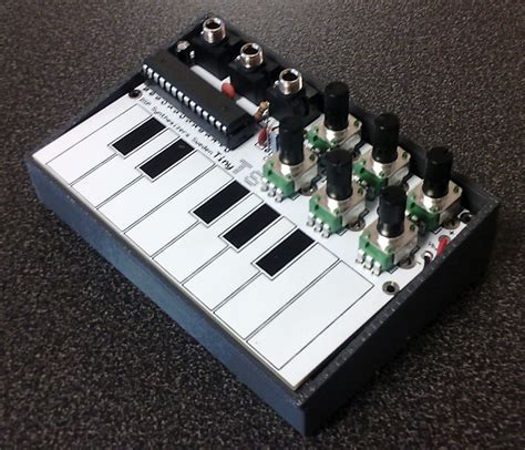 The Tinyts Diy Synth Synthesizer Diy Synthesizer Audio