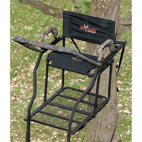 Big Game The Titan 16 Ladder Tree Stand 193069 Ladder Tree Stands