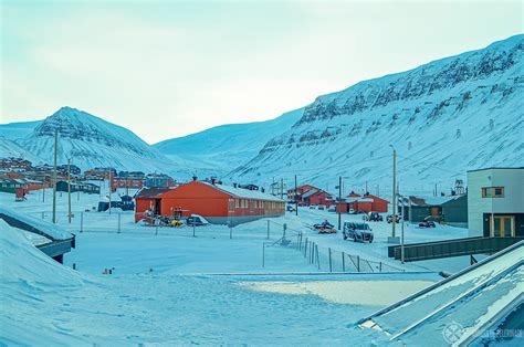 The Best Hotels In Longyearbyen Spitsbergen For Every Budget