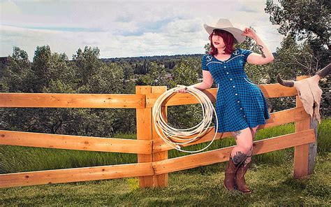1080p Free Download Howdy Yall Fence Female Models Hats Cowgirl Boots Ranch Fun