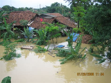 Peristiwa Banjir Di Jakarta Homecare24