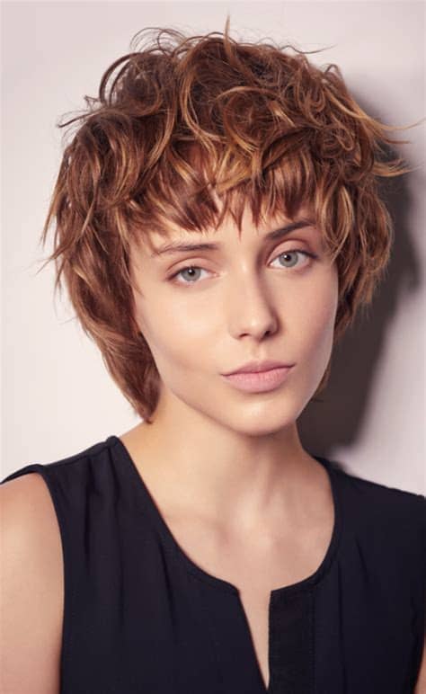 Coupe courte froissée