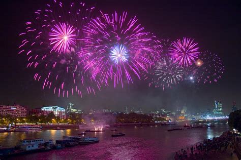 Fireworks Displays In London 2021 Best Bonfire Night Events In The