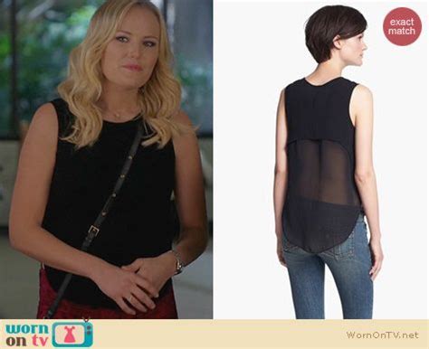 Wornontv Kates Red Printed Jeans And Black Top With Sheer Back On Trophy Wife Malin Akerman