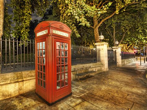 London City Street Phone Booth Wallpaper Coolwallpapersme