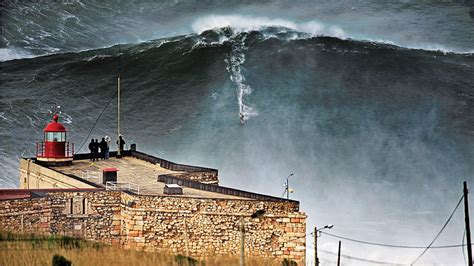 The 14 Biggest Waves Ever Surfed 14 Is Terrifying Page 6 Biggestverse