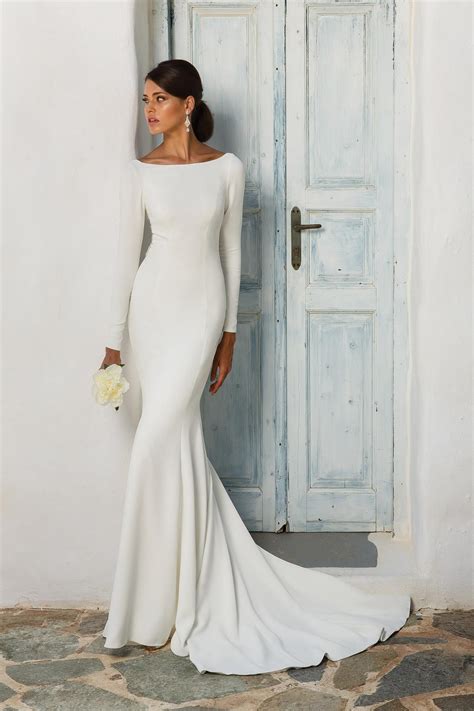 Bateau White Satin Mermaid Wedding Dress With Long Sleeves And Open