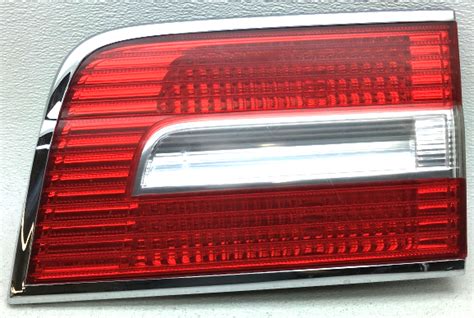 Oem Lincoln Navigator Right Passenger Side Gate Mounted Tail Lamp Trim My Xxx Hot Girl