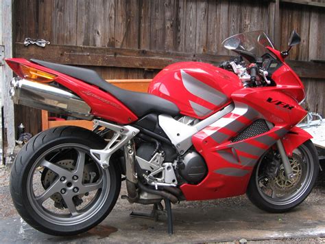 2004 HONDA VFR 800 | Picture 954678