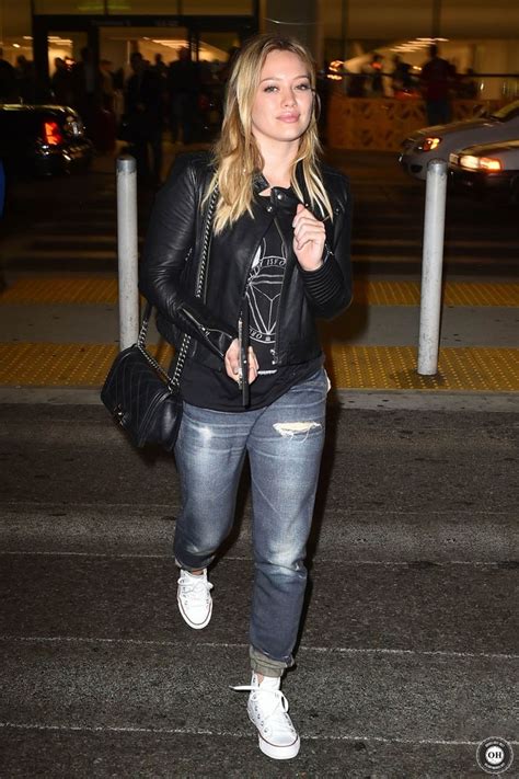 hilary duff at lax airport in los angeles star style fashion hilary duff hilary duff style