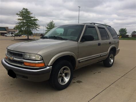 From the cars.com expert editorial team. My 2000 Chevy Blazer LS. 185,000 miles. : s10