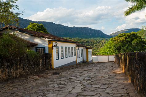 Minas gerais is the state of the southeast region of brazil known for being the most developed and with the largest market in the whole country, reaching 50% of the brazilian gdp. Minas Gerais: voyage à la carte sur la route de l'or ...