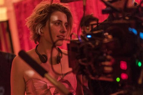 greta gerwig on the story behind her directing debut lady bird features screen