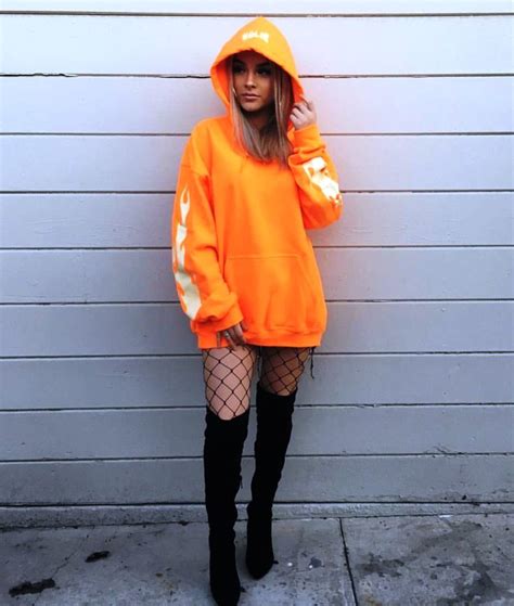 20 Best Outfits With Hoodies Ideas To Try Instaloverz