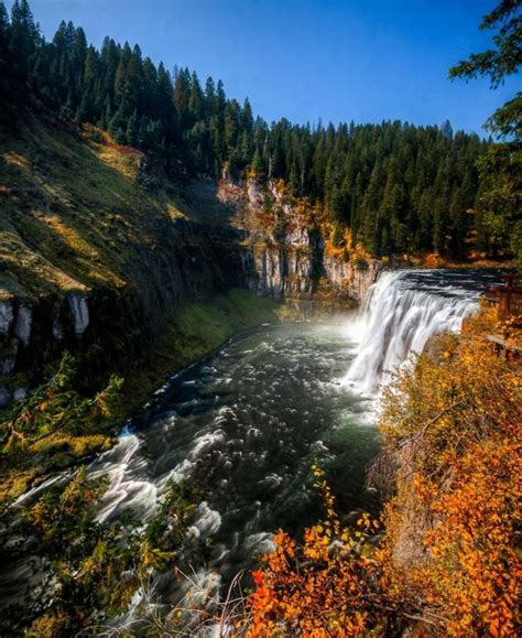 20 Of The Most Beautiful Waterfalls In The Us