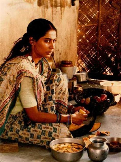Smita Patil With Images Vintage Bollywood Beautiful