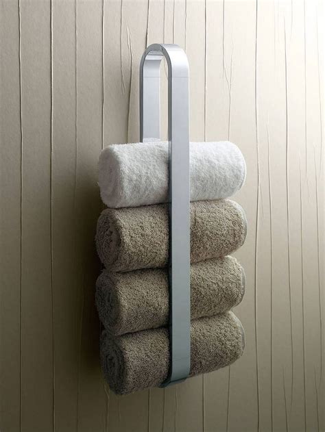 10 Small Bathroom Towel Storage Ideas