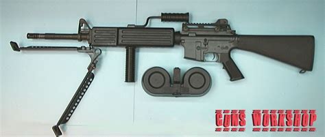 M16 Lmg Machine Gun Vs Ultimax 100 Mk4 Version Of Singapore