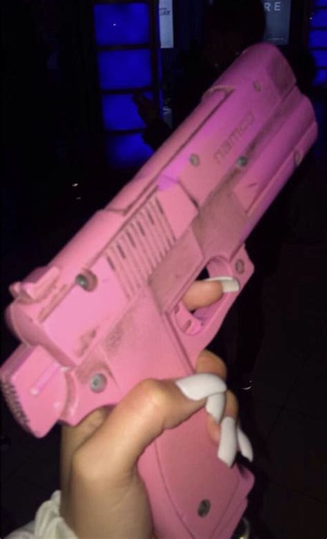 879 x 552 jpeg 294 кб. By ~ 𝖇𝖆𝖉𝖆𝖘𝖘 𝖜𝖆𝖑𝖑𝖕𝖆𝖕𝖊𝖗𝖘 ~ | Pink aesthetic, Pink guns, Bad ...