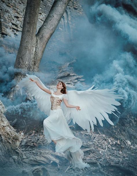 Wretched and Divine by Maryna Khomenko on 500px Pinturas de ángel