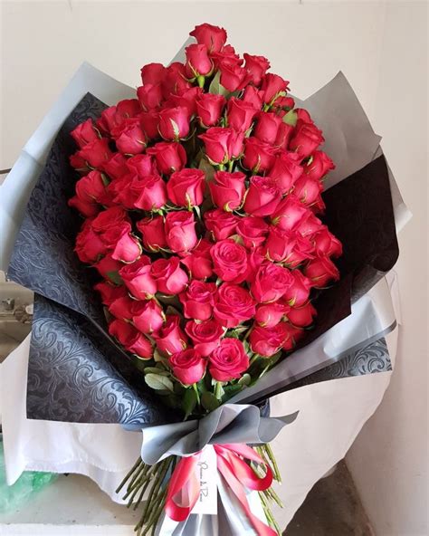 Ramo Gigante De 100 Rosas Rojas Flowers Bouquet T Rose Flower
