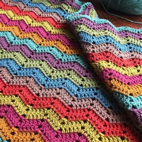 Easy Peasy Chevron Blanket Free Pattern My Crochet Place Crochet