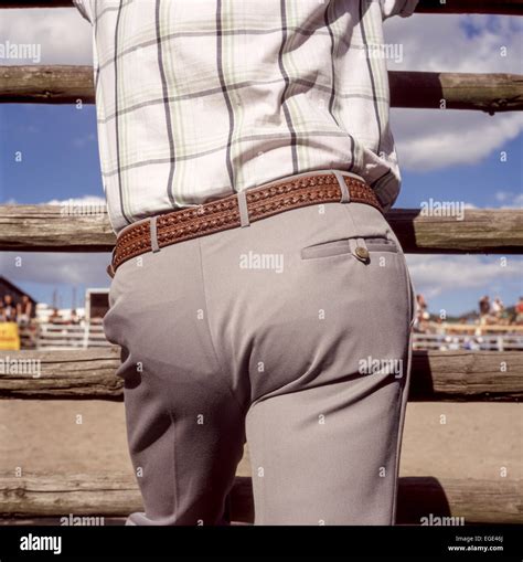 El hombre y el culo de su pantalón Fotografía de stock Alamy