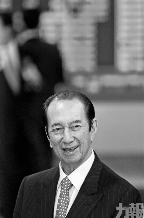This is 95歲賭王何鴻燊退位 超瓊接掌信德集團主席 by sing tao on vimeo, the home for high quality videos and the people who love them. 港澳特首出任治喪委員會 何鴻燊公祭後日舉行 - 澳門力報官網