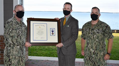 Ogburn Receives Meritorious Civilian Service Award Navair