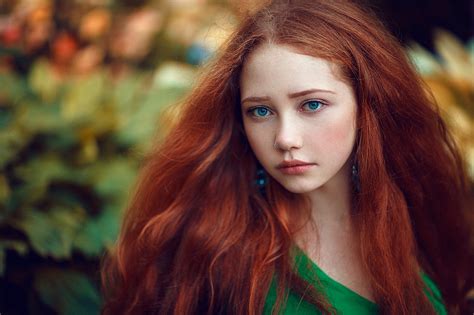 female model red hair blue eyes