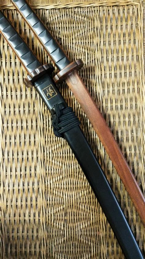 Pin On Swords Katana And Knives