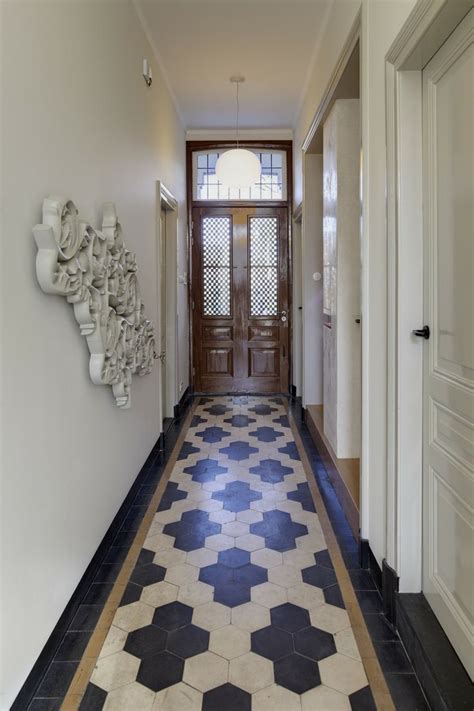 The popular floor design ideas would include wood or laminate flooring for the halls, wood and laminate flooring ideas for kitchen and bathrooms and many more. 15 Floor Tile Designs For The Foyer