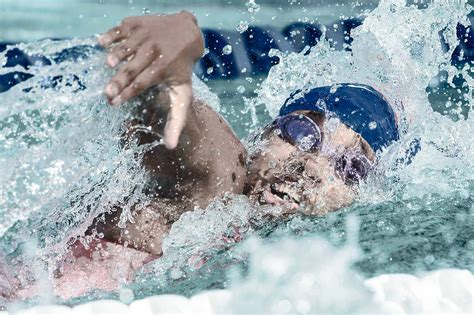5 Steps For Swim Coaches To Empower And Motivate Swimmers And Students