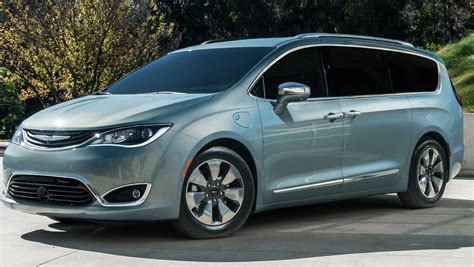 Chrysler Pacifica Hybrid Minivan Deliveries To Start