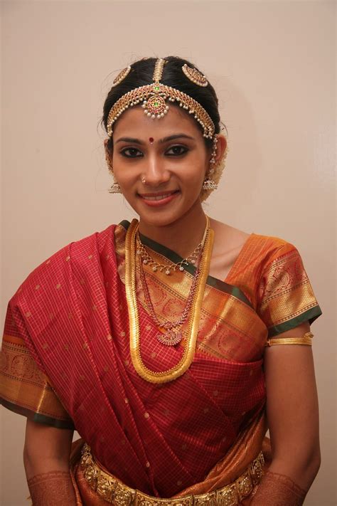 Tamil Iyer Bride With Temple Jeweleries South Indian Wedding Saree