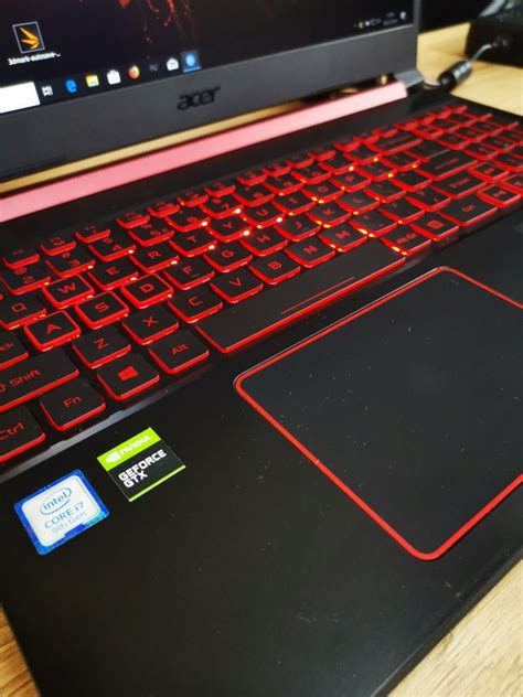 Acer Nitro 5 Vs Acer Predator Helios 300 Recenzja Niezwykłego Starcia