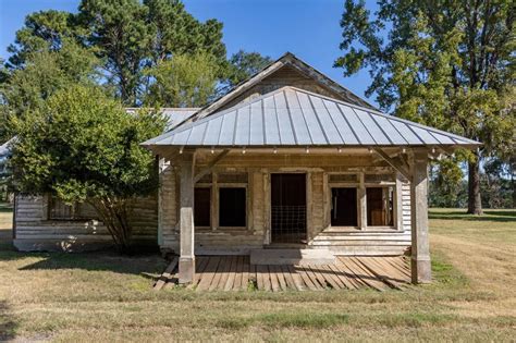 The Eerie Alabama Ghost Town With A Hollywood Secret