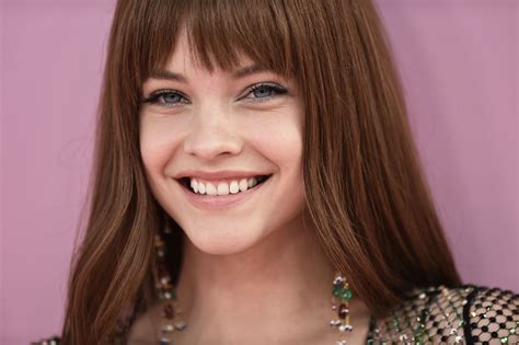 Download Close Up Face Smile Brunette Model Hungarian Celebrity Barbara
