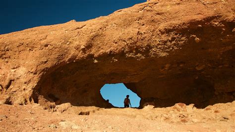 Making great drinks for great people! Hole in the Rock in Phoenix, Arizona | Expedia.ca