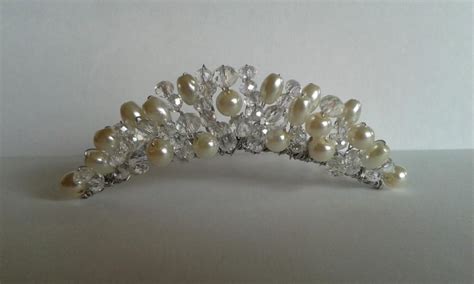 Beautiful Handmade Tiara Comb Ivory Oval And Round Pearl Beads