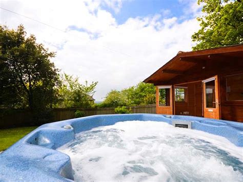 Goose Cottage Cornwall Cornwall England Hot Tub Getaways Hot