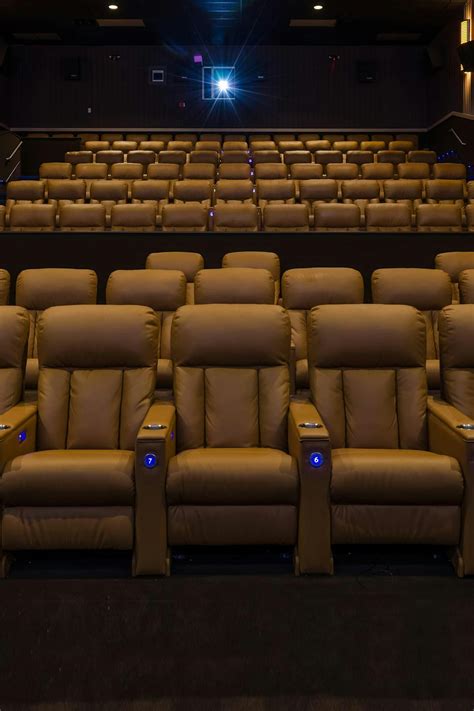 woodstock movie theater shows and times - Cary Foret