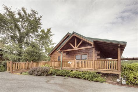 It includes a kitchen and 2 bathrooms. ERN816 - Almost Paradise | Cabin, Cabin rentals, Pigeon ...